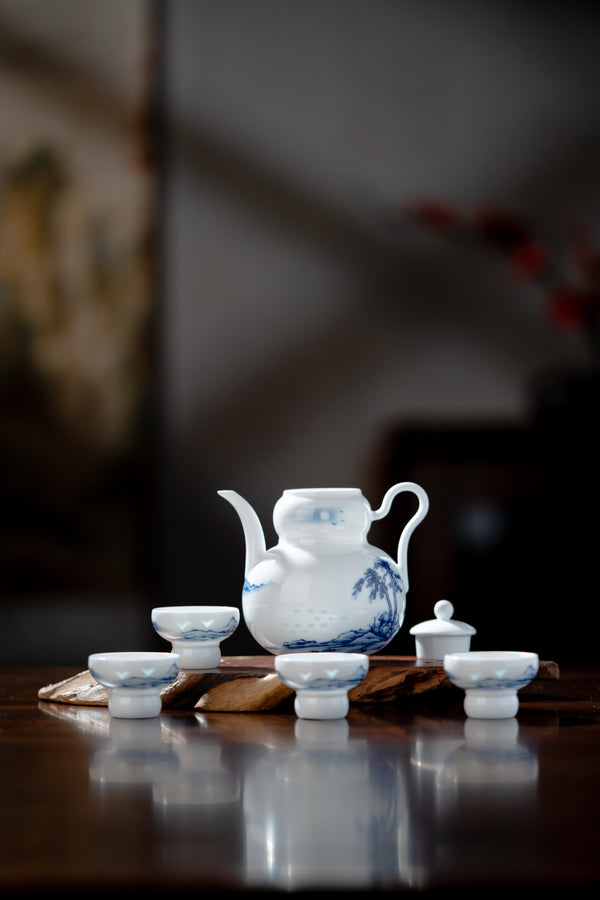 Blue and White Porcelain Twin-Pines Wine Set