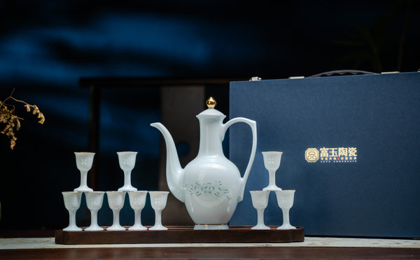 Golden Bough & Jade Leaf 11-Piece Wine Set
