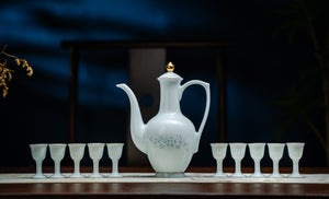 Golden Bough & Jade Leaf 11-Piece Wine Set