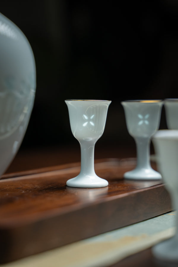 Golden Bough & Jade Leaf 11-Piece Wine Set