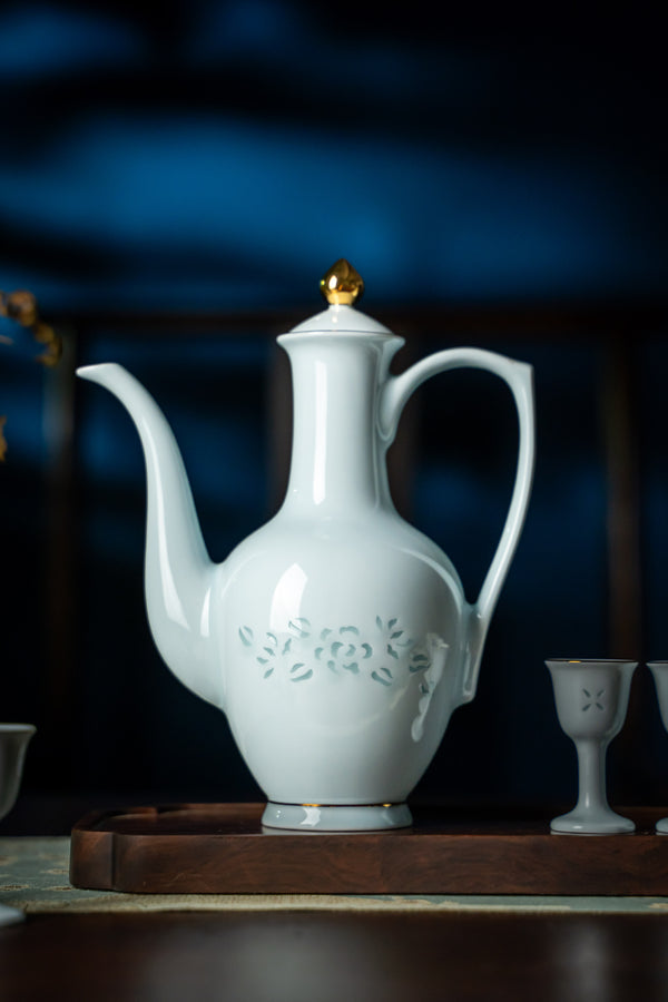 Golden Bough & Jade Leaf 11-Piece Wine Set