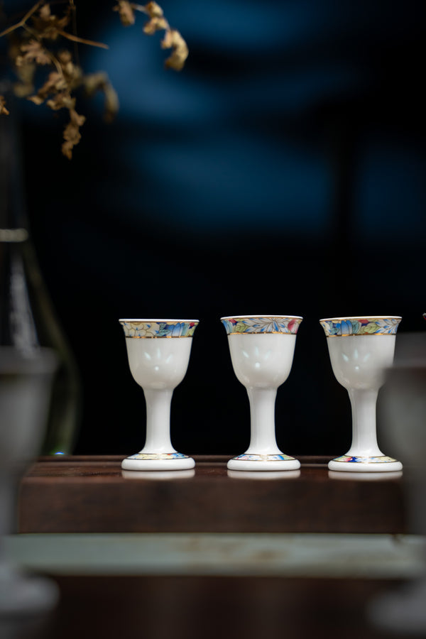 Myriad Flowers Wine Set