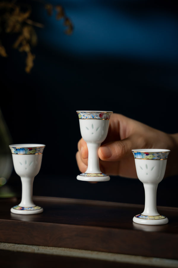 Myriad Flowers Wine Set