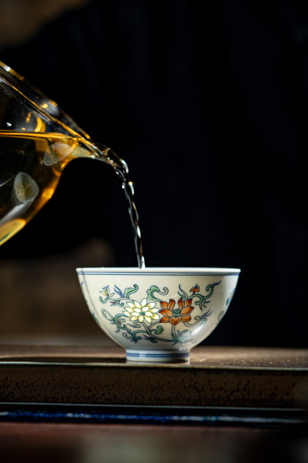 TENSI Kiln Doucai Twin-Lotus 'Chicken Heart' Cup