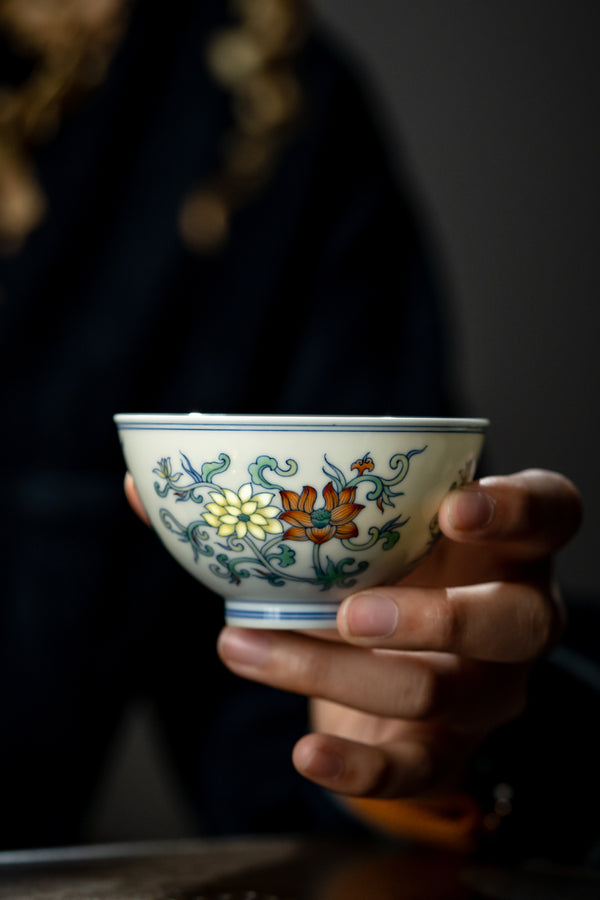 TENSI Kiln Doucai Twin-Lotus 'Chicken Heart' Cup