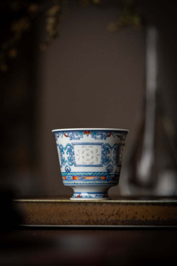 TENSI Kiln Qianlong Emperor Doucai "Orchid Palace" Goblet