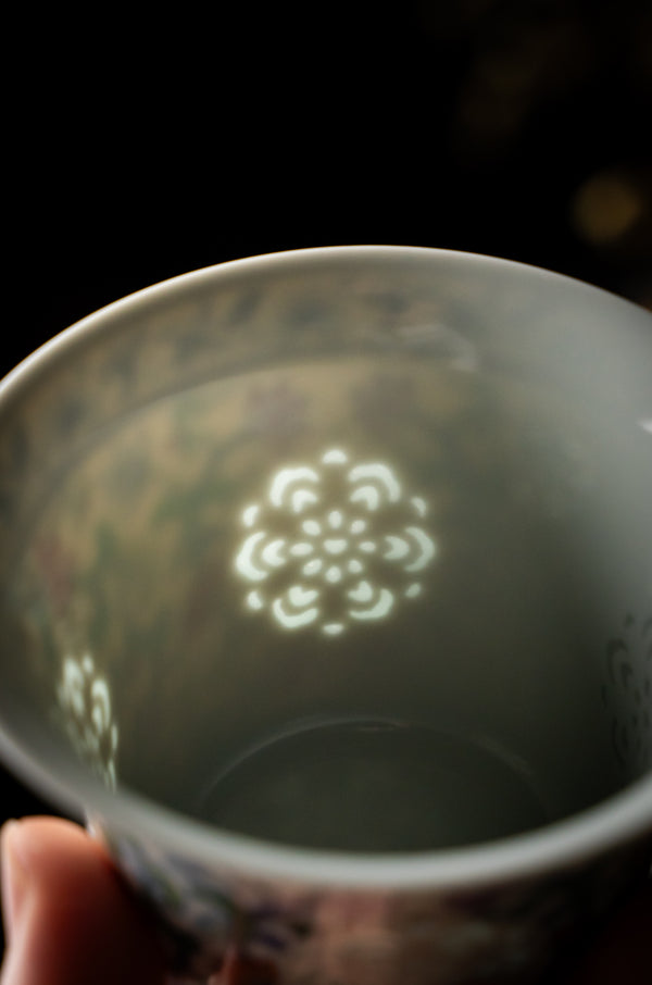 TENSI Kiln Doucai Twin-Hibiscus Lidded Tea Bowl
