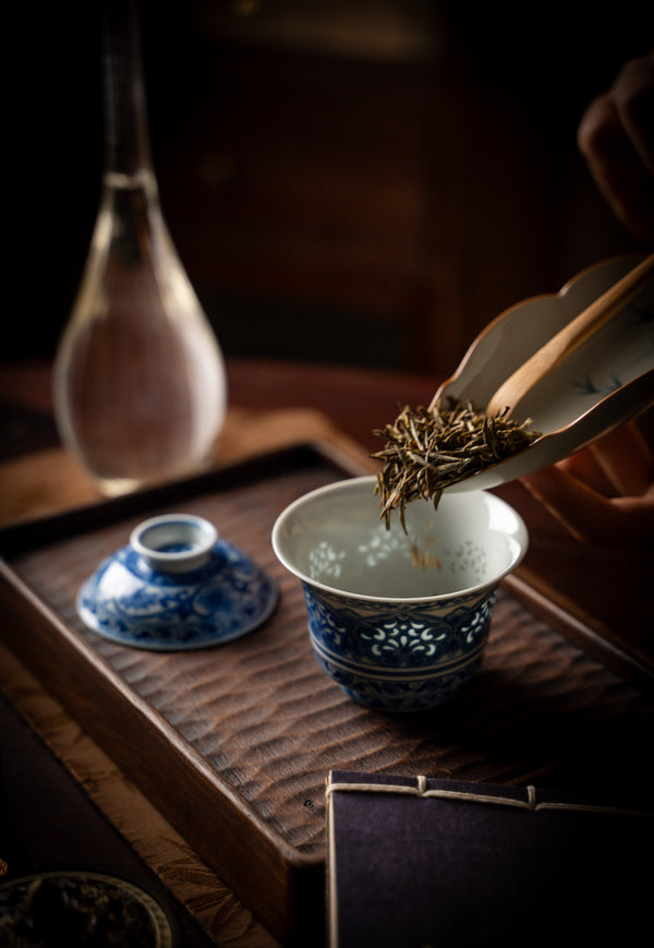 TENSI Kiln Baoxiang Motif Dual-Persona Lidded Tea Bowl