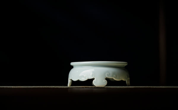 TENSI Kiln Treasure-Flower Motif Lid Rest