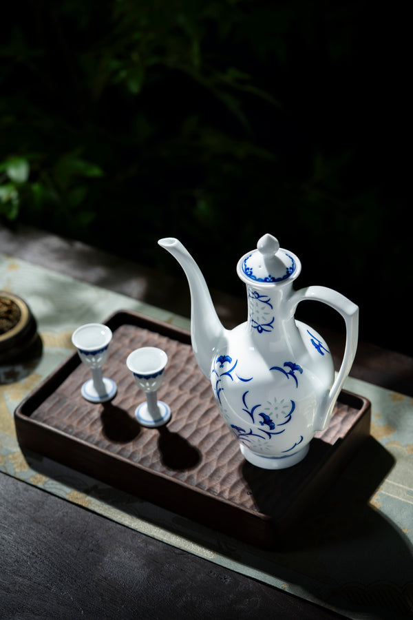 Elegant Revelry Wine Set