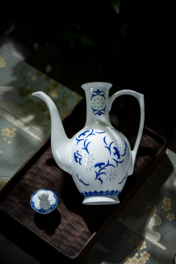 Elegant Revelry Wine Set
