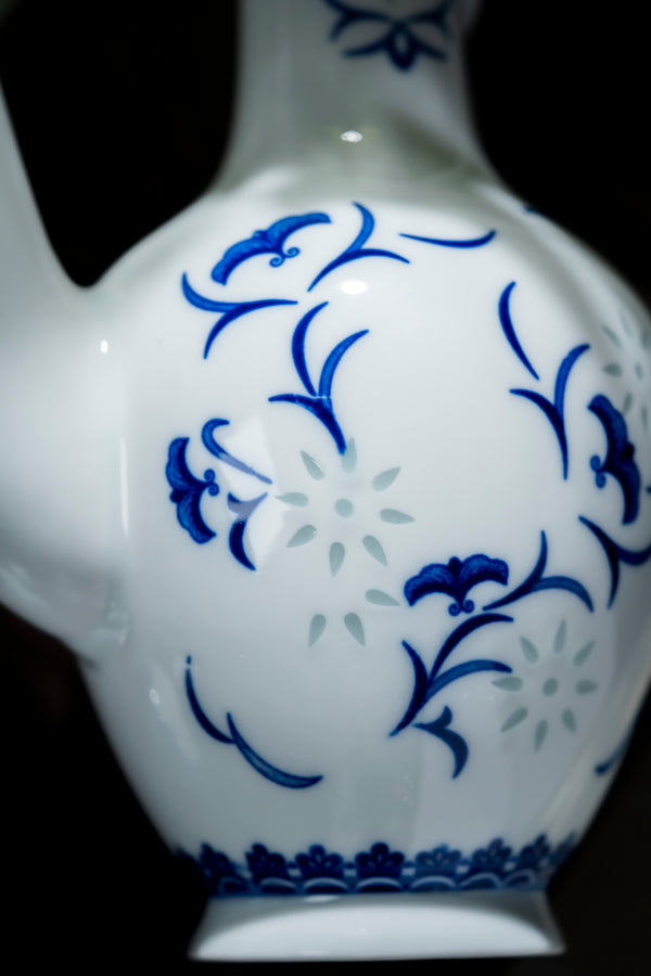 Elegant Revelry Wine Set